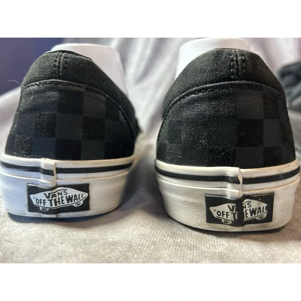 VANS Classic Checkerboard Men's Black/White Canvas Slip-On Comfort Rubber